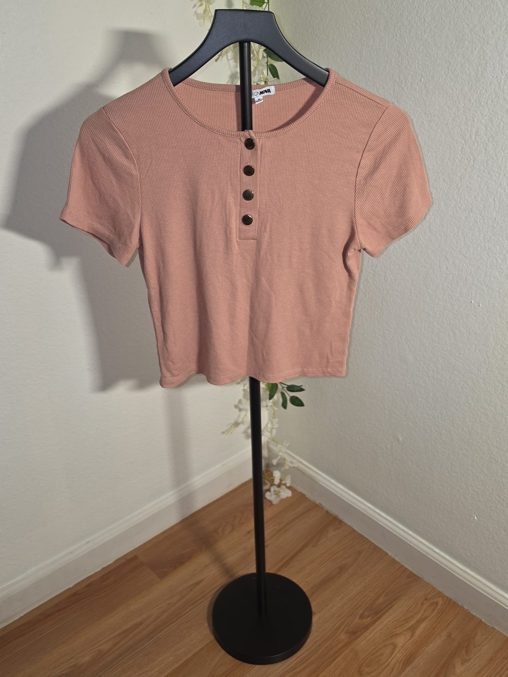 Fashion Nova Dusty Rose Ribbed Button Crop Top